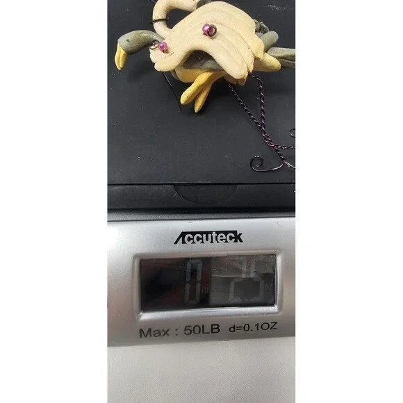 Vtg Handmade Pottery Art Whimsical Hugging Birds Ornament By Claire Barr Wilson - Picture 7 of 7